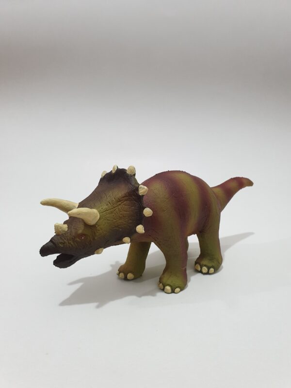 Triceratops - L